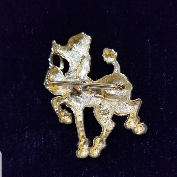 Poodle with Faux Emerald Collar Brooch by Jonette Jewelry - Picture 2 of 2